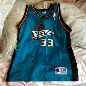 Pistons jersey